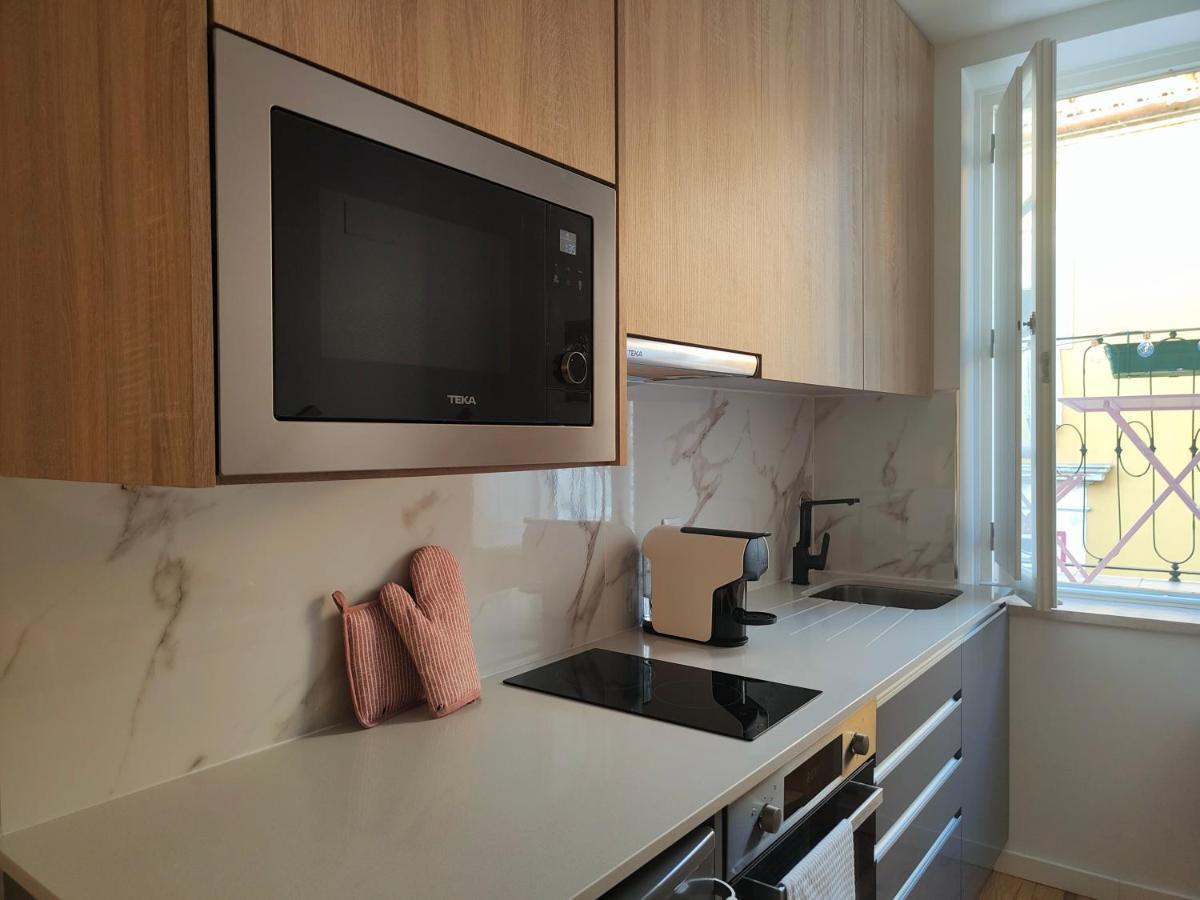 Апартаменти Rose Essence Aparment - Exceptional Balcony Коїмбра Екстер'єр фото