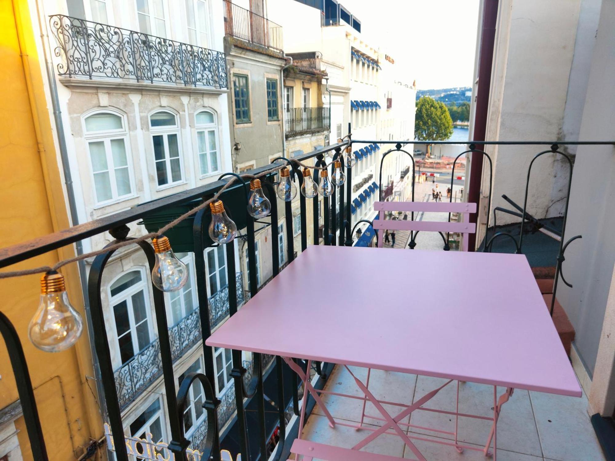 Апартаменти Rose Essence Aparment - Exceptional Balcony Коїмбра Екстер'єр фото